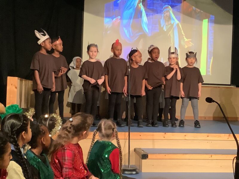 Image for the Tweet beginning: This afternoon KS1 performed a